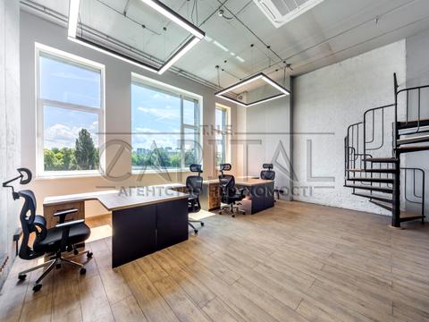 коммерческая по адресу Берестейский просп. (Победы), 11 к2