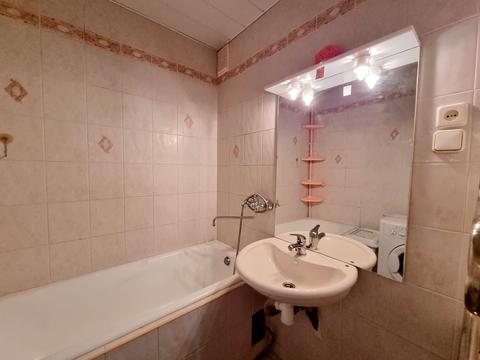 квартира за адресою Рональда Рейгана вул., 44-А