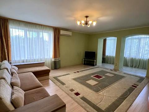 квартира по адресу Ніла Армстронга ул. (Казакова), 4