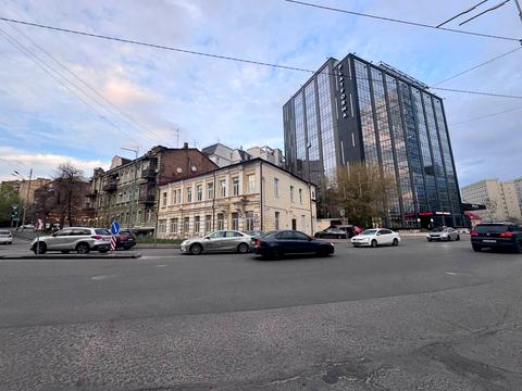 коммерческая по адресу Василя Яна ул., 2