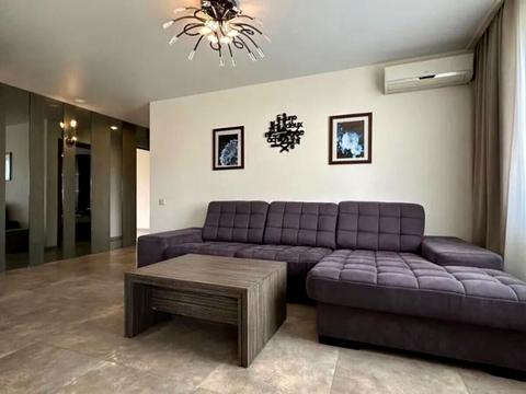 квартира по адресу Героев просп., 11