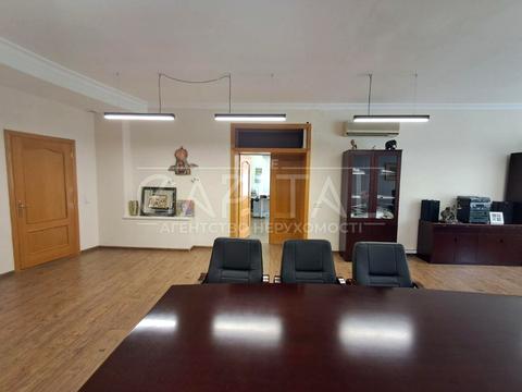 комерційна за адресою Лук'янівська пл., 11