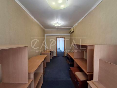 комерційна за адресою Лук'янівська пл., 11