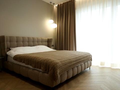 будинок за адресою Михайла Грушевського вул.