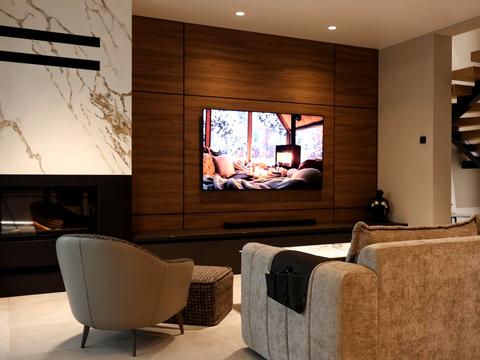 будинок за адресою Михайла Грушевського вул.