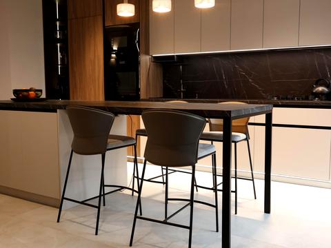 будинок за адресою Михайла Грушевського вул.