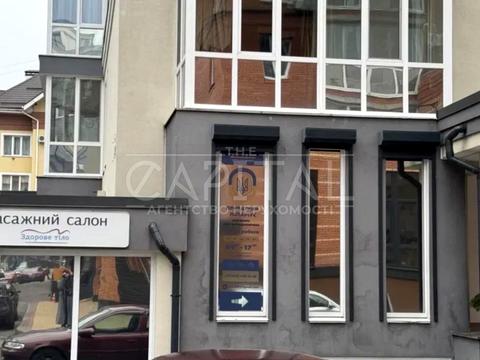 комерційна за адресою Лісова вул., 40