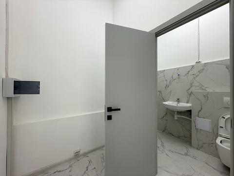 комерційна за адресою Михайла Максимовича вул. (Онуфрія Трутенка), 26-Д