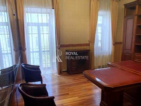 коммерческая по адресу Круглоуниверситетская ул., 4