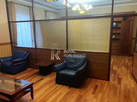 коммерческая по адресу Круглоуниверситетская ул., 4