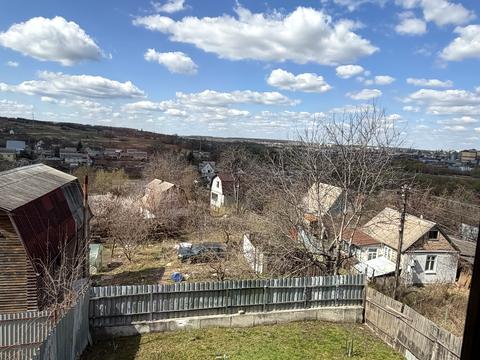 будинок за адресою Донбасівська