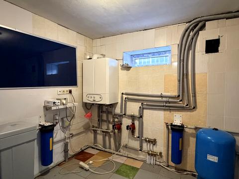 будинок за адресою Донбасівська