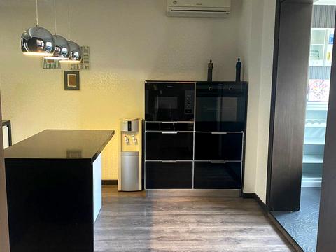 квартира за адресою Анни Ахматової вул., 43