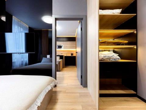 квартира за адресою Салютна вул., 2к16