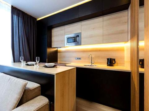 квартира за адресою Салютна вул., 2к16