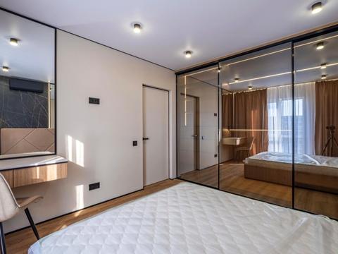 квартира по адресу Михаила Максимовича ул. (Трутенко Онуфрия), 28-Е