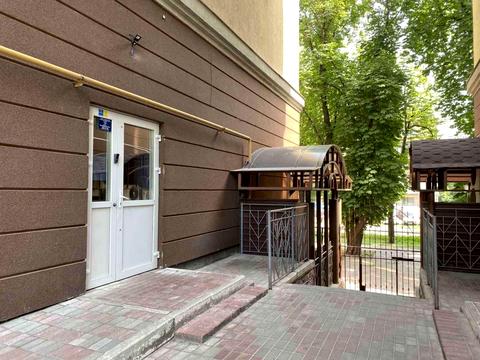 комерційна за адресою Вишгородська вул., 45-Г