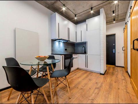 квартира за адресою Кирилівська вул. (Фрунзе), 37-А