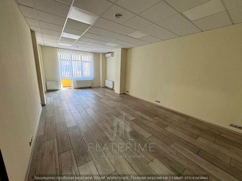 комерційна за адресою Івана Франка вул., 15