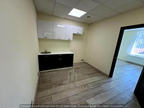 комерційна за адресою Івана Франка вул., 15