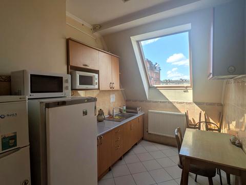 комерційна за адресою Залізнична вул., 15