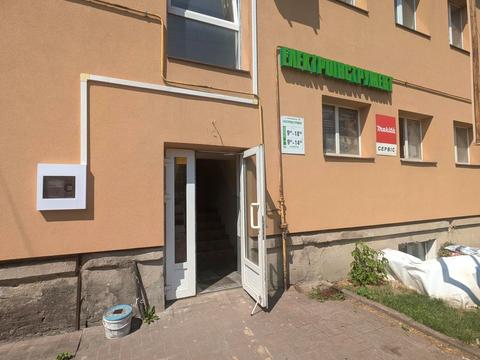 комерційна за адресою Залізнична вул., 15