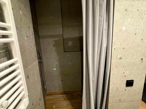 квартира по адресу Камянская ул. (Днепродзержинская), 128