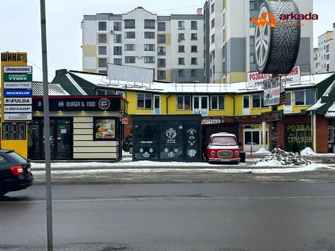 комерційна за адресою Олександра Довженка вул., 1