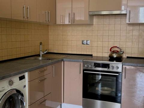 квартира за адресою Олександра Козловського вул., 2а