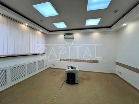 коммерческая по адресу Антоновича ул. (Горького), 155