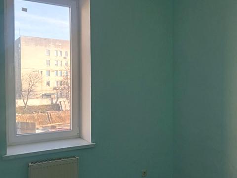 комерційна за адресою Зелена вул., 186