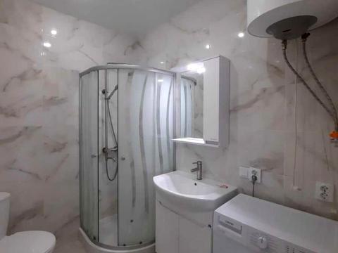 квартира за адресою Дніпровська набережна вул., 18-А