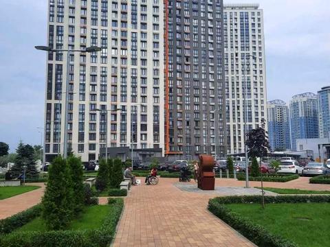 квартира за адресою Дніпровська набережна вул., 18-А