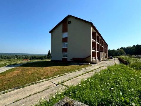 комерційна за адресою Санаторна вул., 2