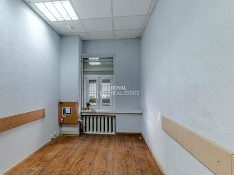 комерційна за адресою Саксаганського вул., 60