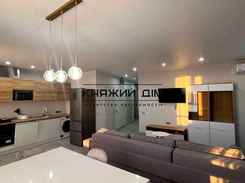 квартира за адресою Дніпровська набережна вул., 17-К