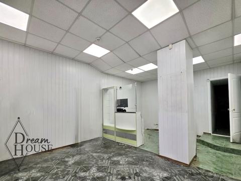 комерційна за адресою Винниченка вул., 6