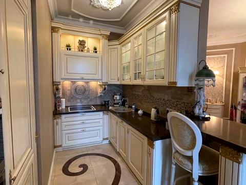 квартира за адресою Євгена Коновальця вул. (Щорса), 32-Б