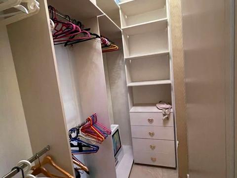 квартира за адресою Євгена Коновальця вул. (Щорса), 32-Б