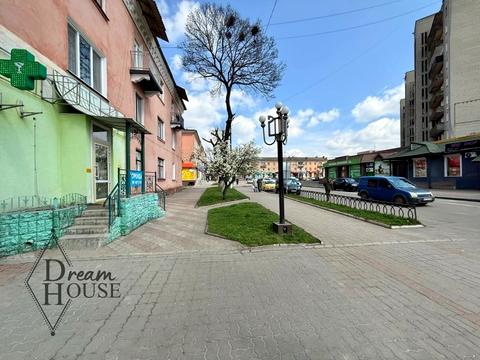 комерційна за адресою Винниченка вул., 6