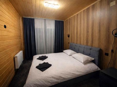 комерційна за адресою Джерельна вул., 1