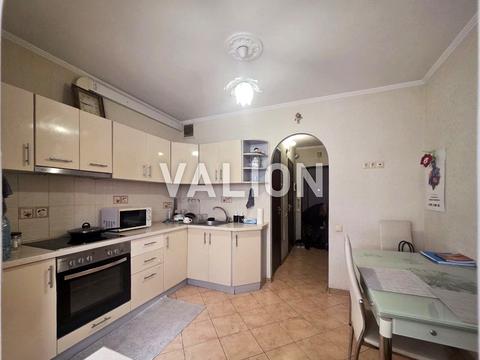 квартира по адресу Академика Ефремова ул. (Командарма Уборевича), 25