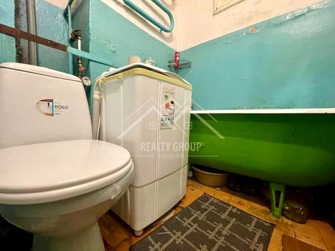 квартира за адресою Алли Горської вул. (Бірюзова), 4