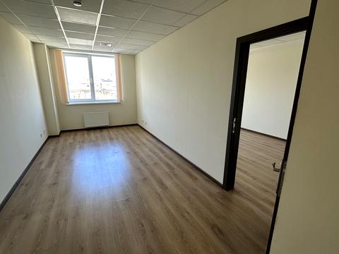 коммерческая по адресу майдан Незалежності пл., 2