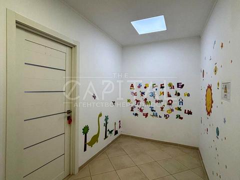 комерційна за адресою Оксамитова вул., 24