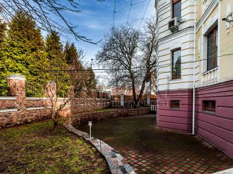 будинок за адресою Зоряна вул., 9