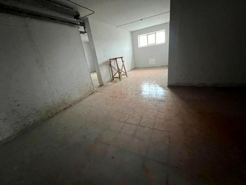 комерційна за адресою Срібнокільська вул., 3-Б