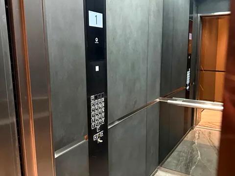 комерційна за адресою Предславинська вул., 16-22