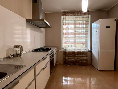 квартира за адресою Дмитрівська вул., 9-11