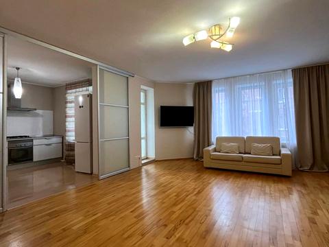 квартира за адресою Дмитрівська вул., 9-11